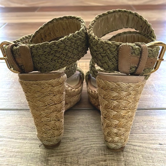 STUART WEITZMAN Alex Wedges - Picture 4 of 7
